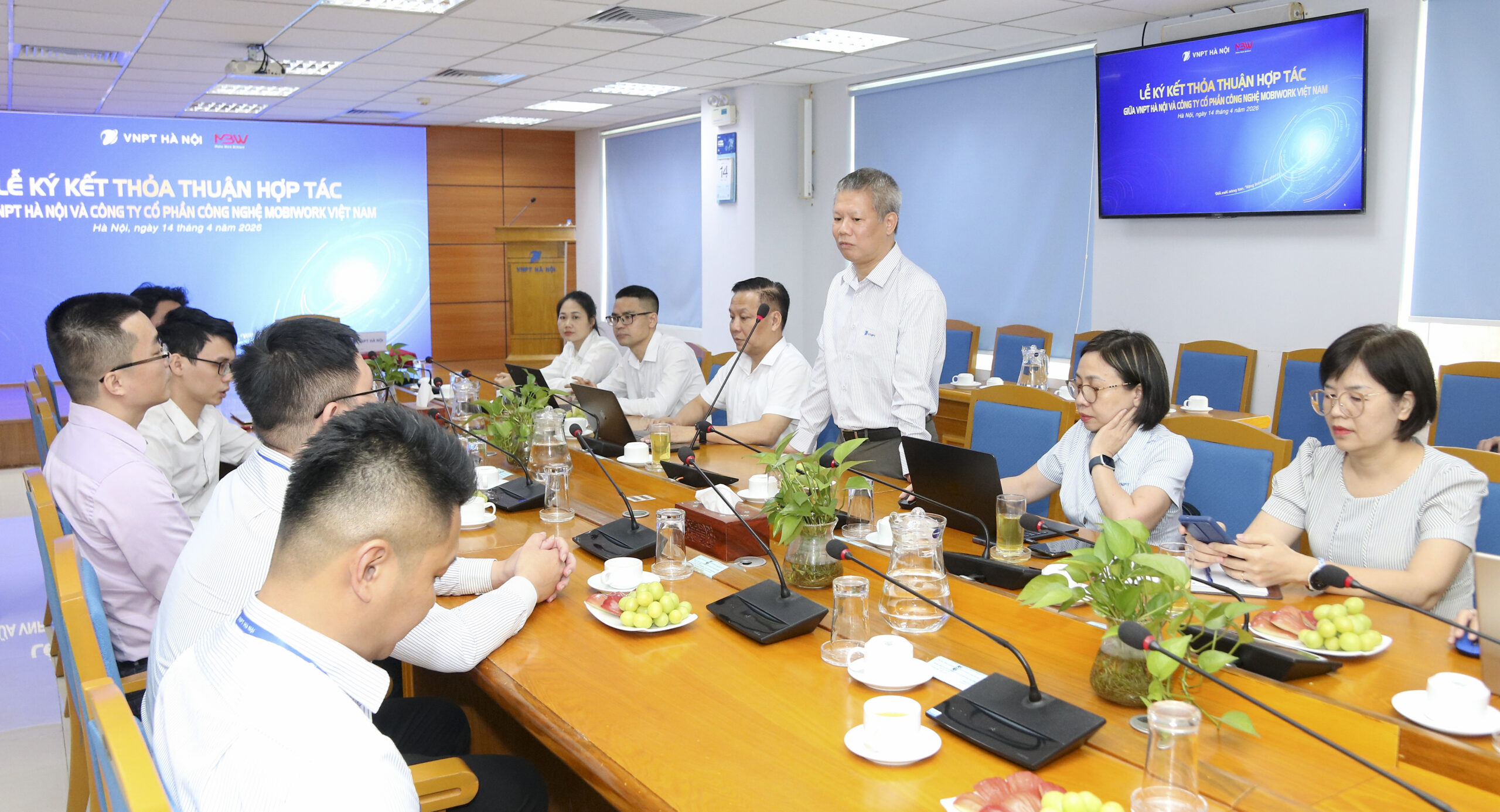 MobiWork Việt Nam và VNPT Hà Nội ký kết hợp tác: Tích hợp hóa đơn điện tử vào nền tảng DMS